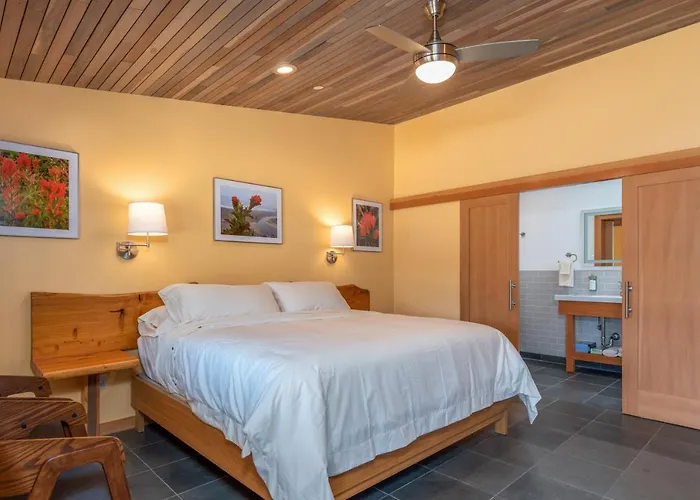 Wildflower Boutique Motel
